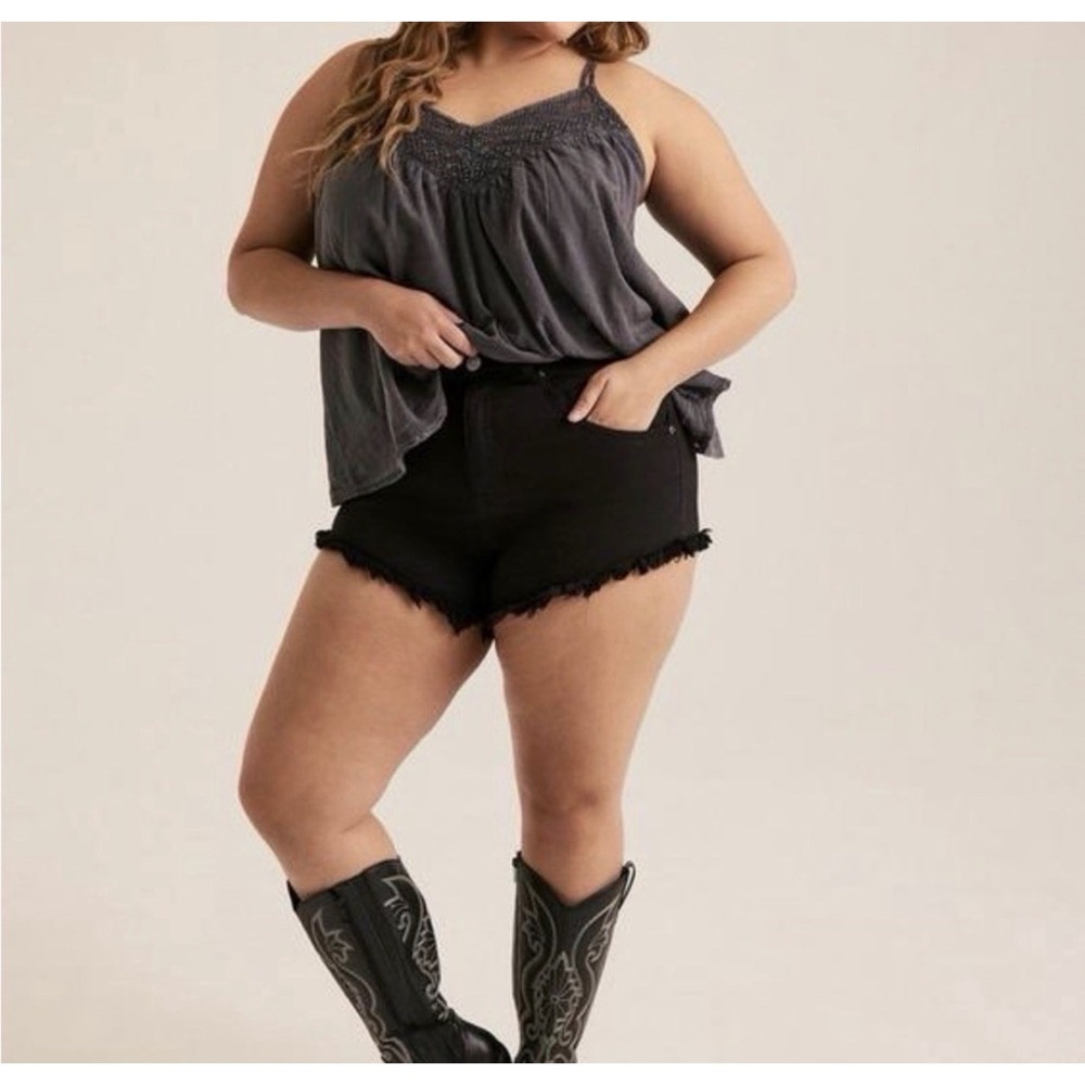 Torrid Festi 3" Ultra High Rise Cheeky Denim Black Shorts Size 14 NWT